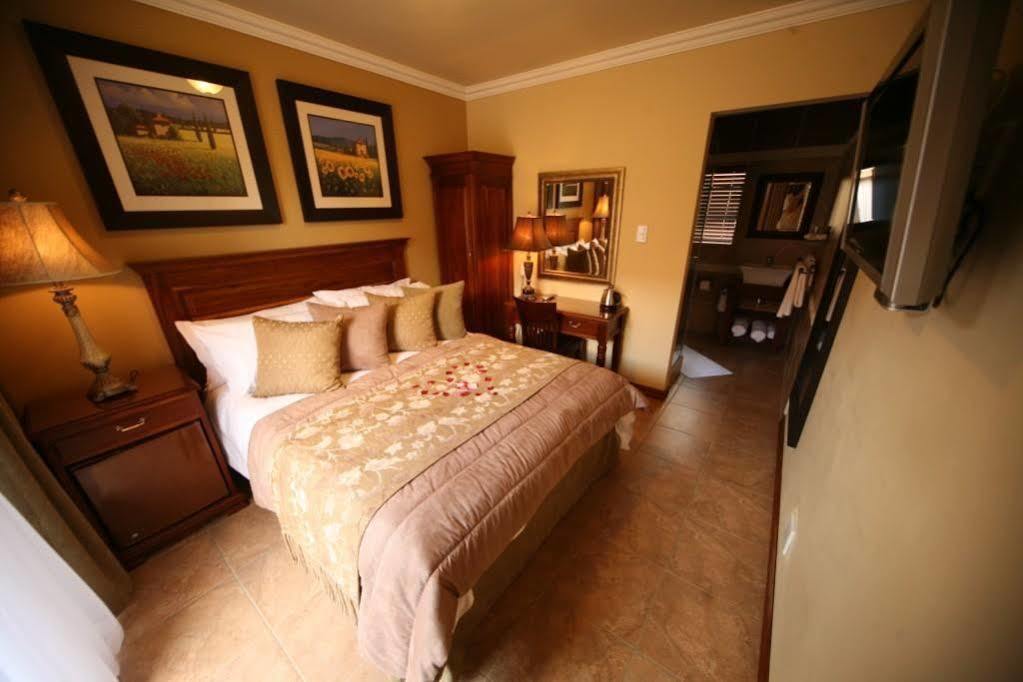 Le Cozmo Guesthouse Johannesburg Eksteriør billede
